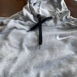 Nike Dri-Fit Mens Medium Gray and White Like New Condition